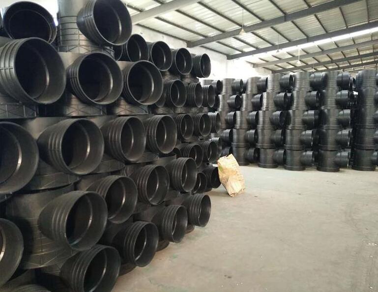 塑料檢查井規(guī)格膠圈連接個數(shù)是多少？